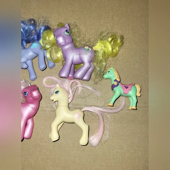 Colorful Pony Toy Set - Picture 3 of 3